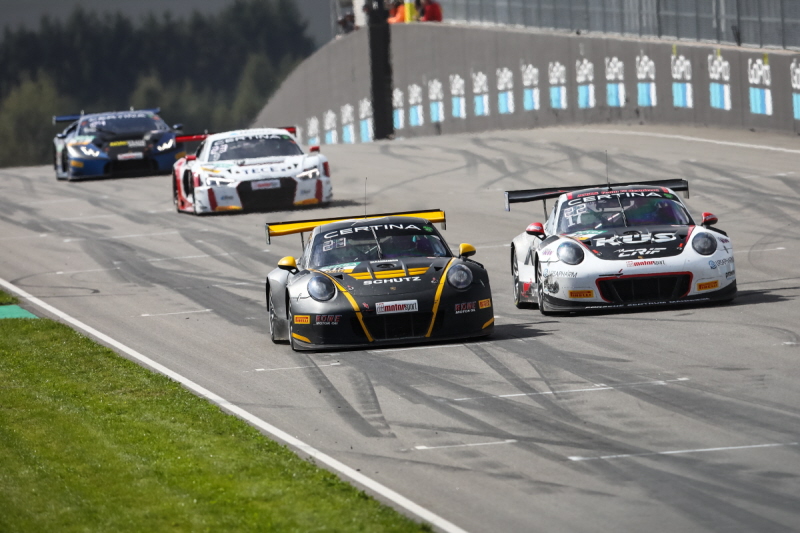 STRONG TOP SEVEN FINISH FOR MACDOWALL ON PENULTIMATE WEEKEND OF ADAC GT SEASON